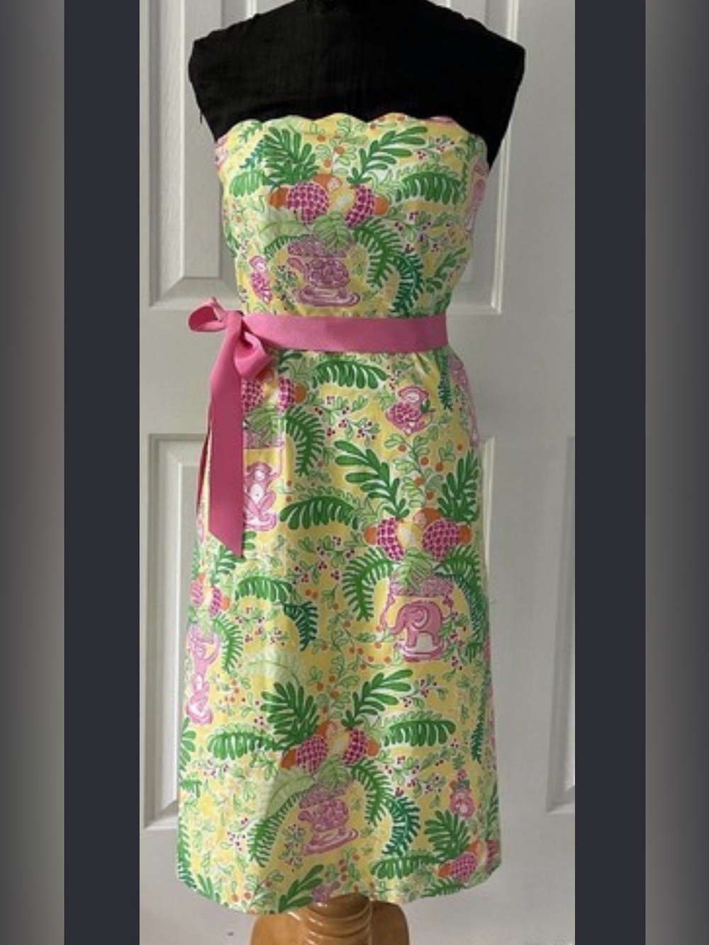 Like new Lilly Pulitzer Miranda Lemon Sorbet animal Jungle Dress Size 4